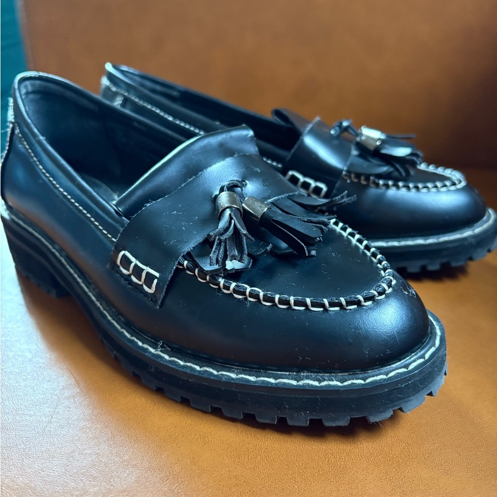 Black Leather Loafers with Tassels